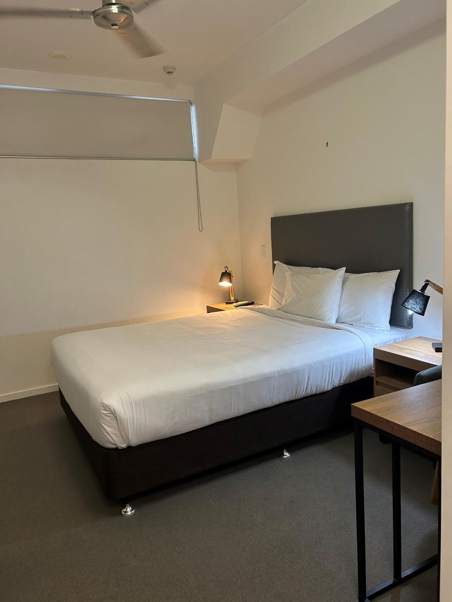 Central Holborn Apartments Townsville Zimmer foto